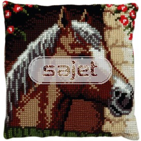 kruissteekkussen paardenhoofd