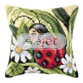 kruissteekkussen lieveheersbeestje