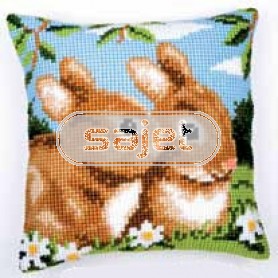 kruissteekkussen konijnen in lentesfeer