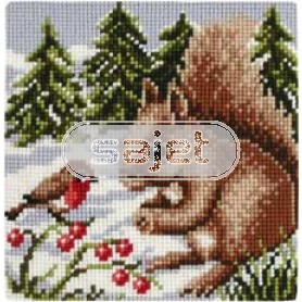 kruissteekkussen eekhoorn in wintersfeer