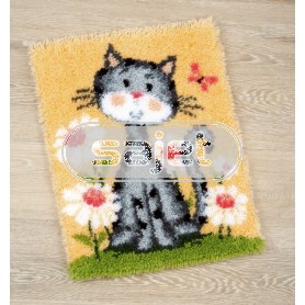 knoopkleed poes met bloemen