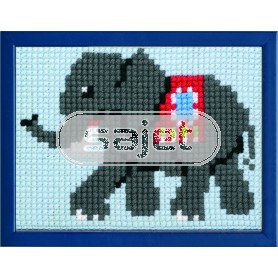 kruissteekwandkleed olifant