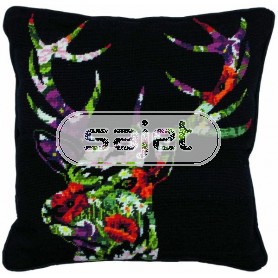 halve kruissteekkussen hert abstract