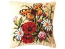 kruissteekkussen bloemen met vlinder